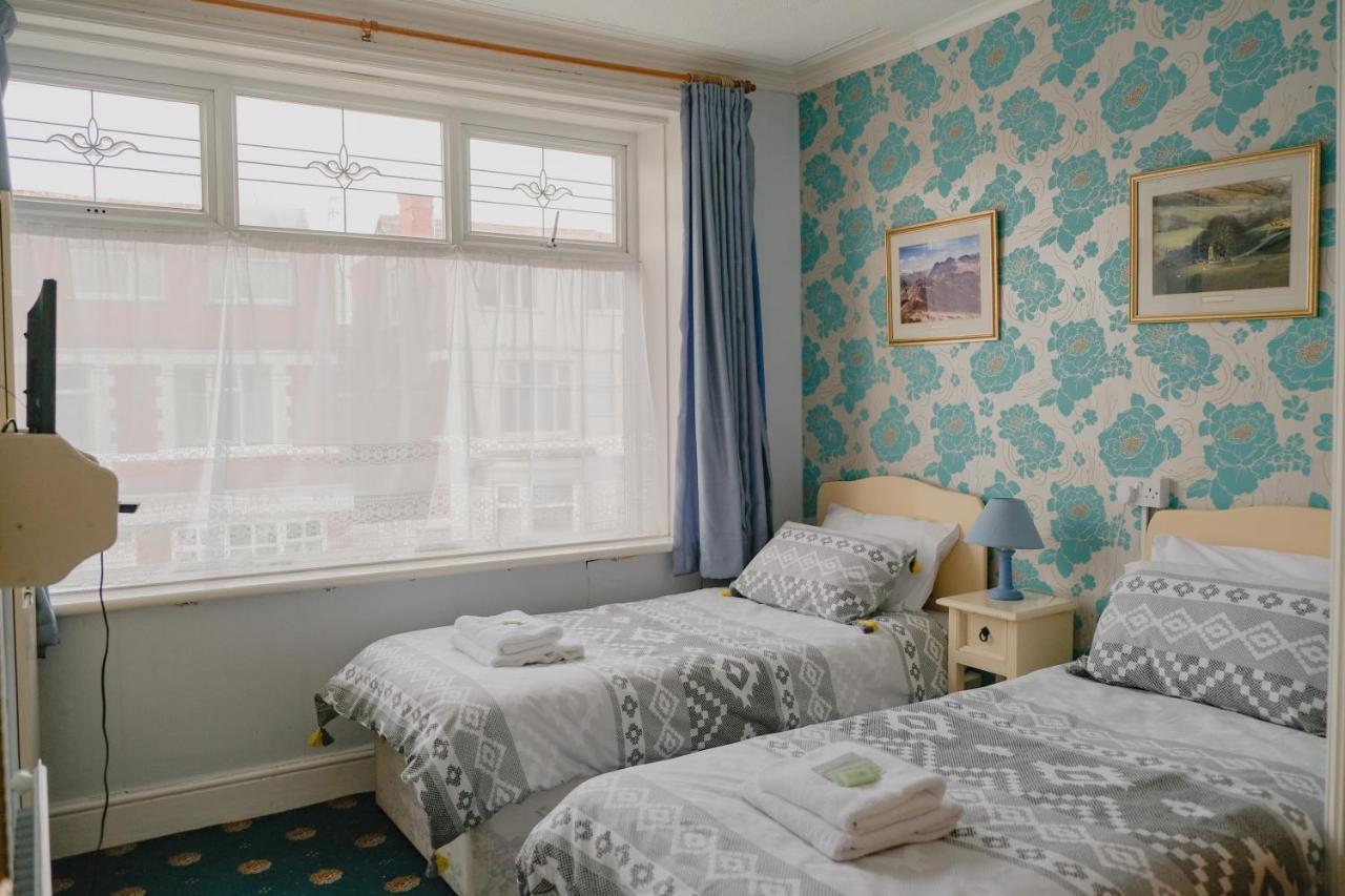 The Glen Stuart Hotel Blackpool Eksteriør billede